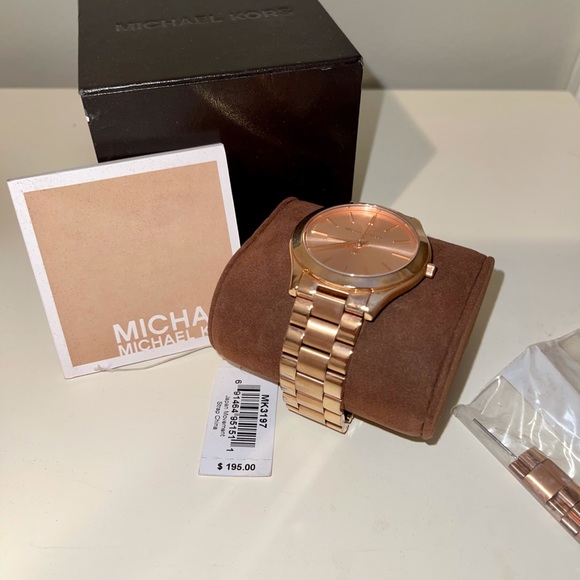 Michael Kors Accessories - 💯 Michael Kors Womens Watch